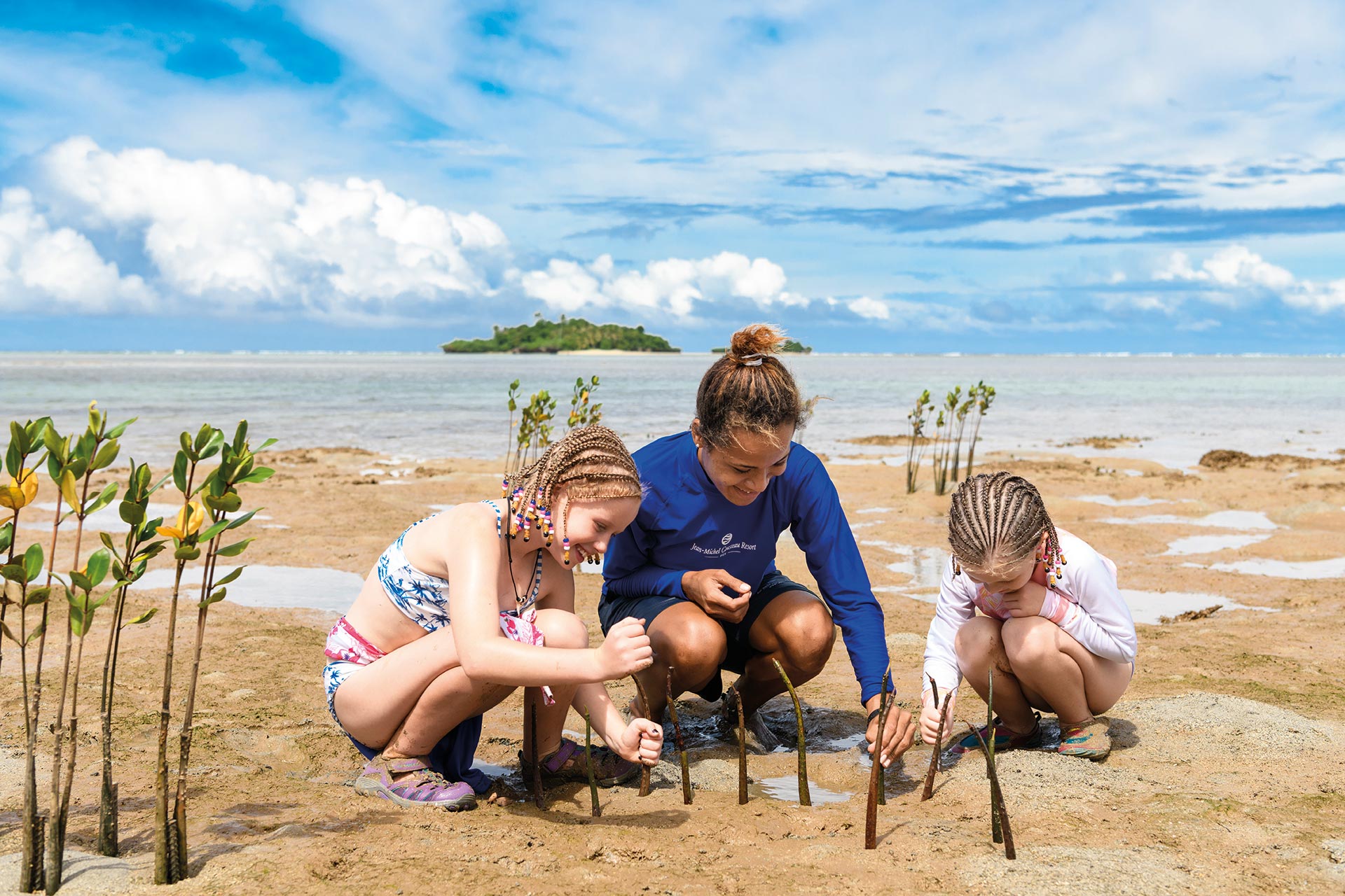 worlds-best-family-resort-jean-michel-cousteau-resort-fiji-sea-program-with-marine-biologists World's Best Family Resort. The School Under the Sea Program with Marine Biologists.